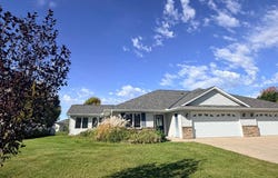 413 Circle View Drive, Dassel, MN 55325
