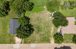 Pullen Street, McGregor, TX 76657