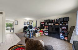 116 Cloverleaf Road, Matteson, IL 60443