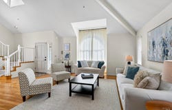 421 Greens Drive, Healdsburg, CA 95448