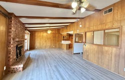 1313 State Hwy 194, Plainview, TX 79072