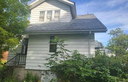 114 S 8th Avenue, Clarion, PA 16214