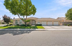 3320 Forum Way, Madera, CA 93637