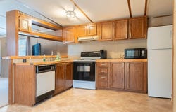 813 Travis Road, Kuttawa, KY 42055