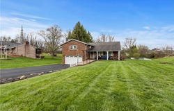 605 Davidson Dr, Rochester, PA 15074