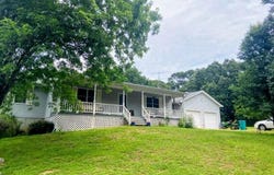 17351 County Road 1060, St James, MO 65559