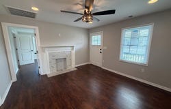 1714 GURNEE AVENUE, ANNISTON, AL 36201