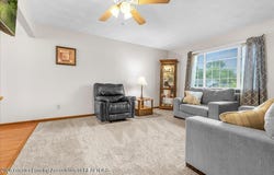 2610 Renfrew Way, Lansing, MI 48911
