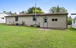 631 Elm St, Mishicot, WI 54228