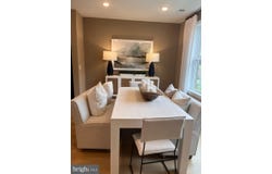 4921 LONGMIRE Way, CHANTILLY, VA 20151