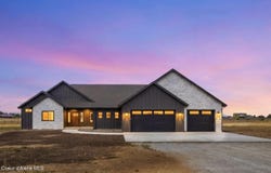1971 E Yellow Pine Ave, Athol, ID 83801