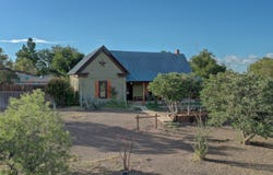 405 W Avenue E, Alpine, TX 79830