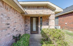 1031 Gaynor Avenue, Duncanville, TX 75137