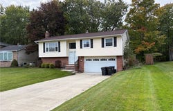 474 Mohawk Trail, Brunswick, OH 44212