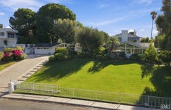 3713 Pinehurst Drive, Bakersfield, CA 93306