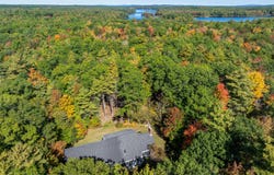 12 Woods Lane, Damariscotta, ME 04543