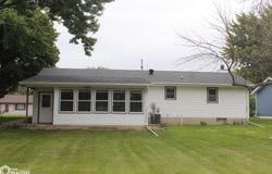 225 W Lyons Street, Garner, IA 50438