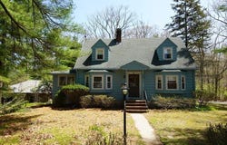 375 State Rd, Dartmouth, MA 02747