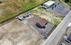 506 E Stover Rd, Grandview, WA 98930