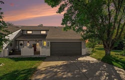 301 E Condron Street, Valley, NE 68064