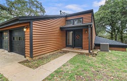 1104 Meadow Road, Cherryvale, KS 67335