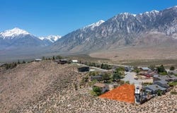 Glen Court, Bishop, CA 93514