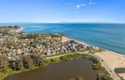 2974 E Cliff DR, Santa Cruz, CA 95062