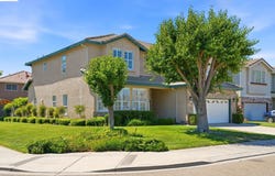 663 Clay Way, Ripon, CA 95366