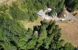570 TUNNEL Rd, Glendale, OR 97442