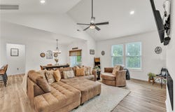 404 Burrell Street, Pendleton, SC 29670