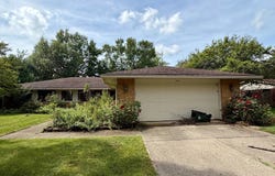 5447 Brainard Dr, Dayton, OH 45440