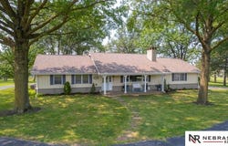 6101 Frontier Road, Lincoln, NE 68516