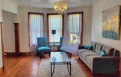 81 Walden, Buffalo, NY 14211