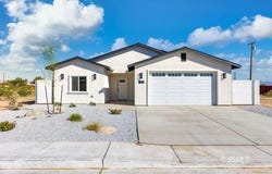 604 W Garis, Ridgecrest, CA 93555