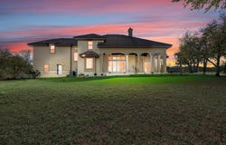 104 Spring Valley St, Hutto, TX 78634