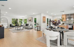 1174 Saint Francis Dr, Concord, CA 94518