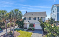 122 Ocean Boulevard E, Holden Beach, NC 28462