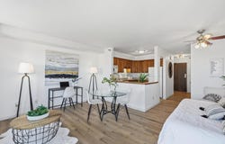 78 10th Street E, Saint Paul, MN 55101