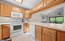 166 TECUMSEH Trail, HEDGESVILLE, WV 25427