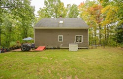 79 Hollis St, Dunstable, MA 01827