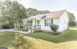 549 Burnett Rd, Byron, GA 31008