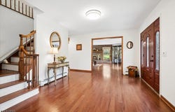 5 Glen Ridge Dr, Washington Twp., NJ 07853-3423