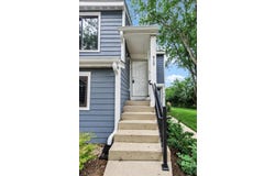 912 MANCHESTER Circle, Schaumburg, IL 60193