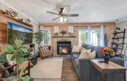 40 Alpine, Lake Harmony, PA 18624