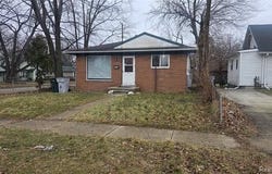1040 E Bernhard Avenue, Hazel Park, MI 48030