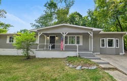 16 Amesbury Lane, Bella Vista, AR 72715