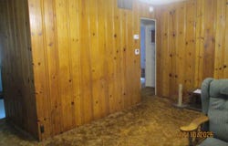 131 S 7th St, Osborne, KS 67473