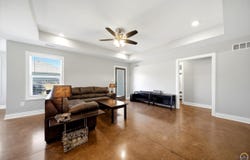 4310 SE Violet CT, Topeka, KS 66609