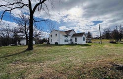 43 NISWANDER RD, STAUNTON, VA 24401