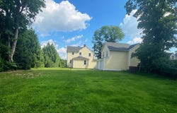 398 Main St, Wareham, MA 02571